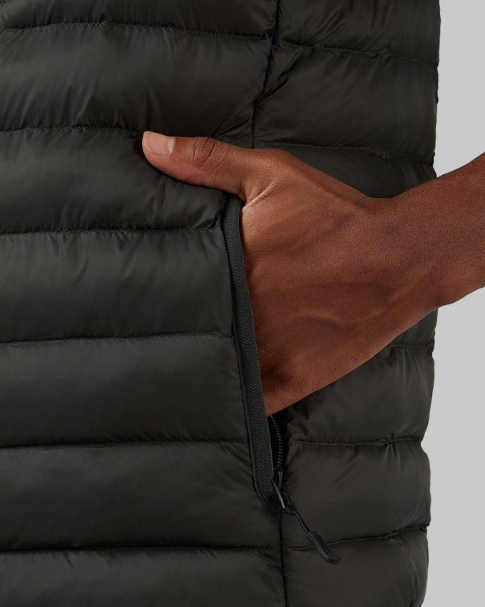 MEN'S LIGHTWEIGHT POLY-FILL PACKABLE VEST - Image 15