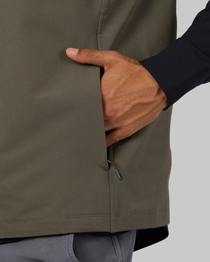 MEN'S PRO TECH GOLF VEST - Image 3
